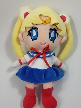 Sailor moon plush with suction cup for car